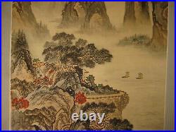 ANTIQUE CHINESE c. 1930 HAND PAINTED SCROLL MOUNTAIN SIDE SCENE