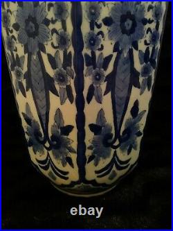 BIG Antique Japanese Blue & White Imari Porcelain Vase HAND-PAINTING Beautiful