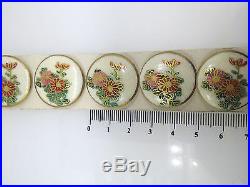 SATSUMA Buttons. Antique set of 6. Hand painted Flowers 24mm JAPANESE