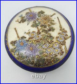 SATSUMA JAPANESE Antique buckle. Hand Painted flowers Porcelain c1900s